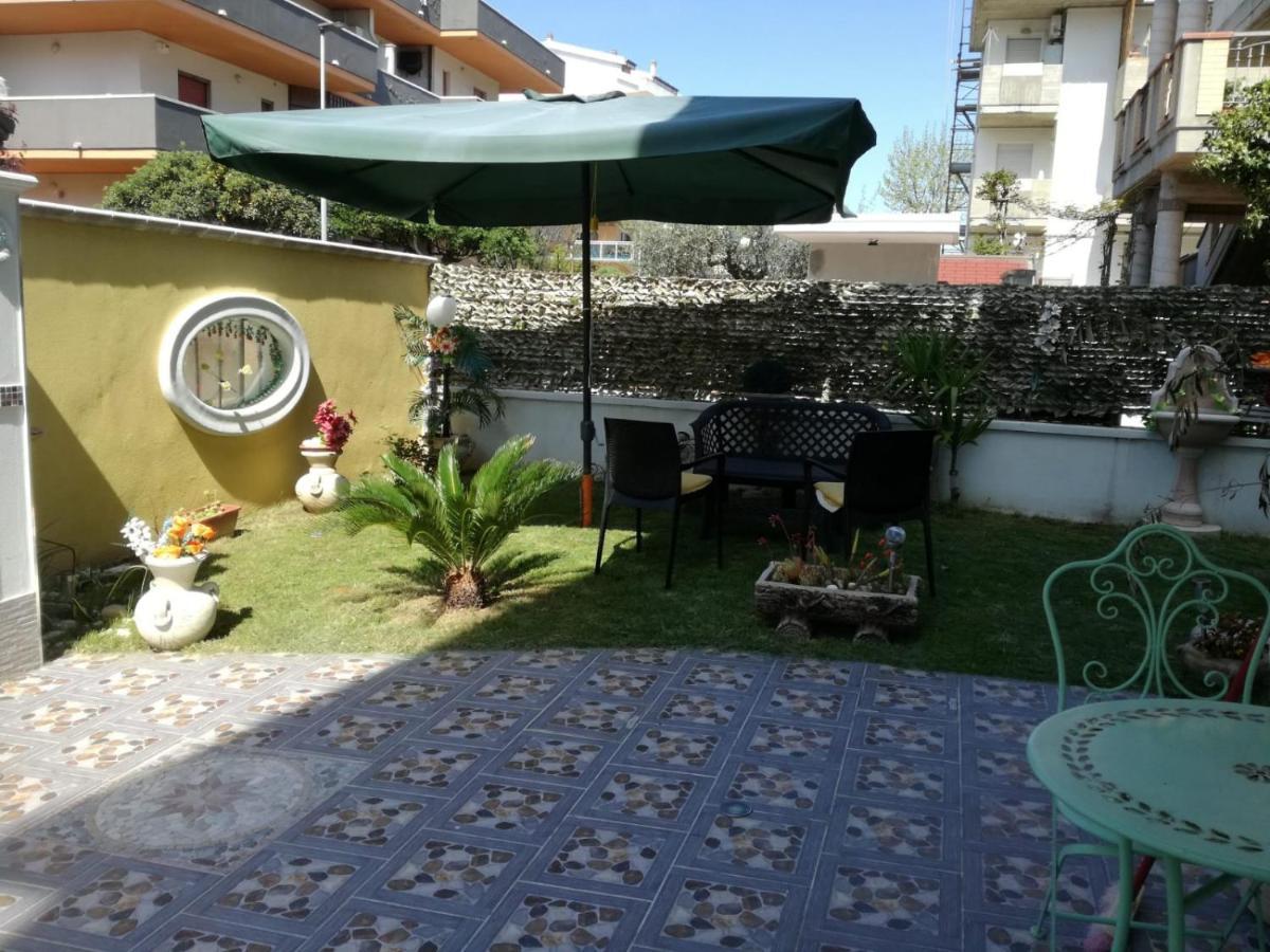 Villa Annamaria Montesilvano Marina Exterior foto